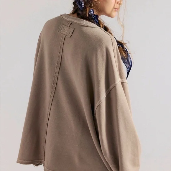 We the Free Venice V-Neck Sweatshirt, Fossil Island, L, NWT - Picture 2 of 16